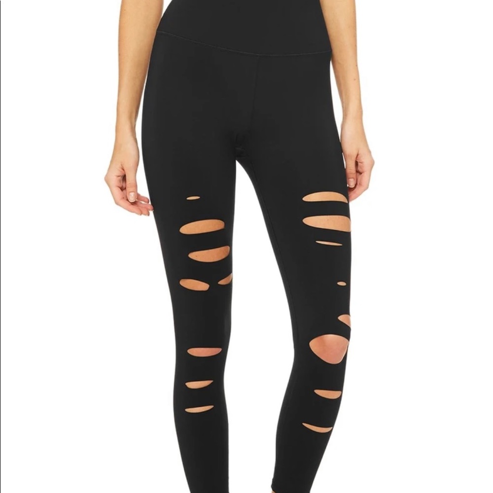 NWOT Alo Ripped Airbrush Leggings